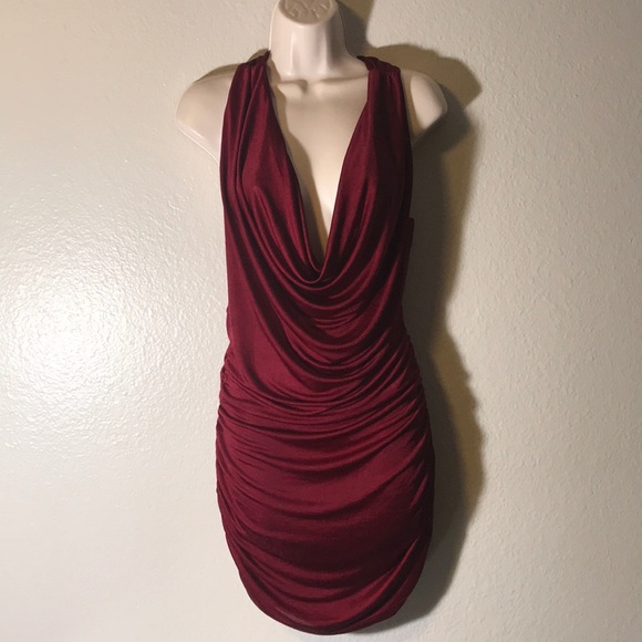 Forever 21 Dresses & Skirts - Forever 21 sexy low neck ruched dress